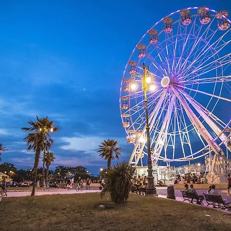 Apartament New Near The